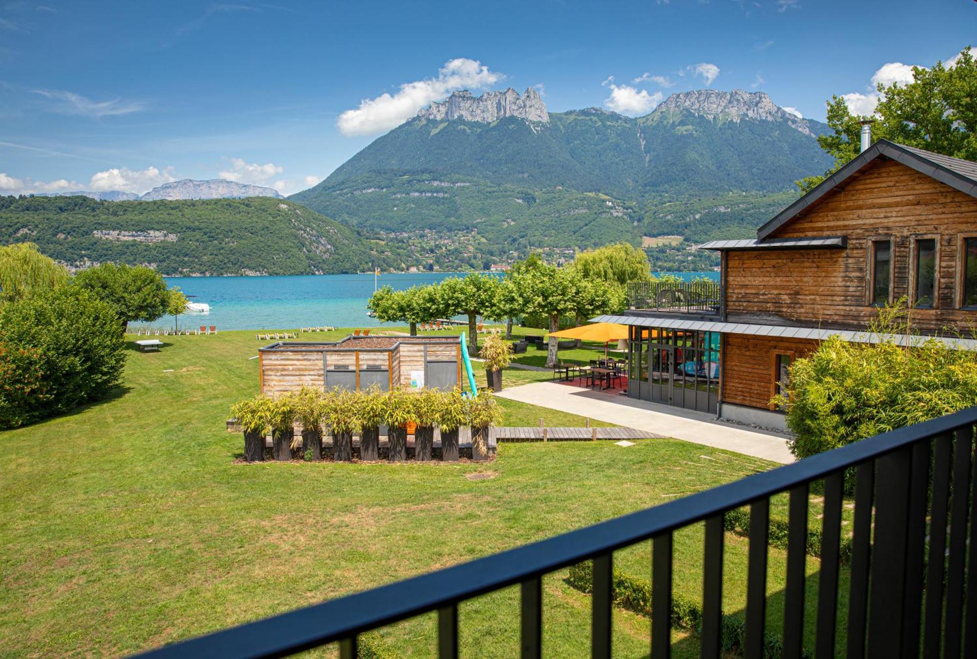 Le Petit Letraz Duingt Exterior foto